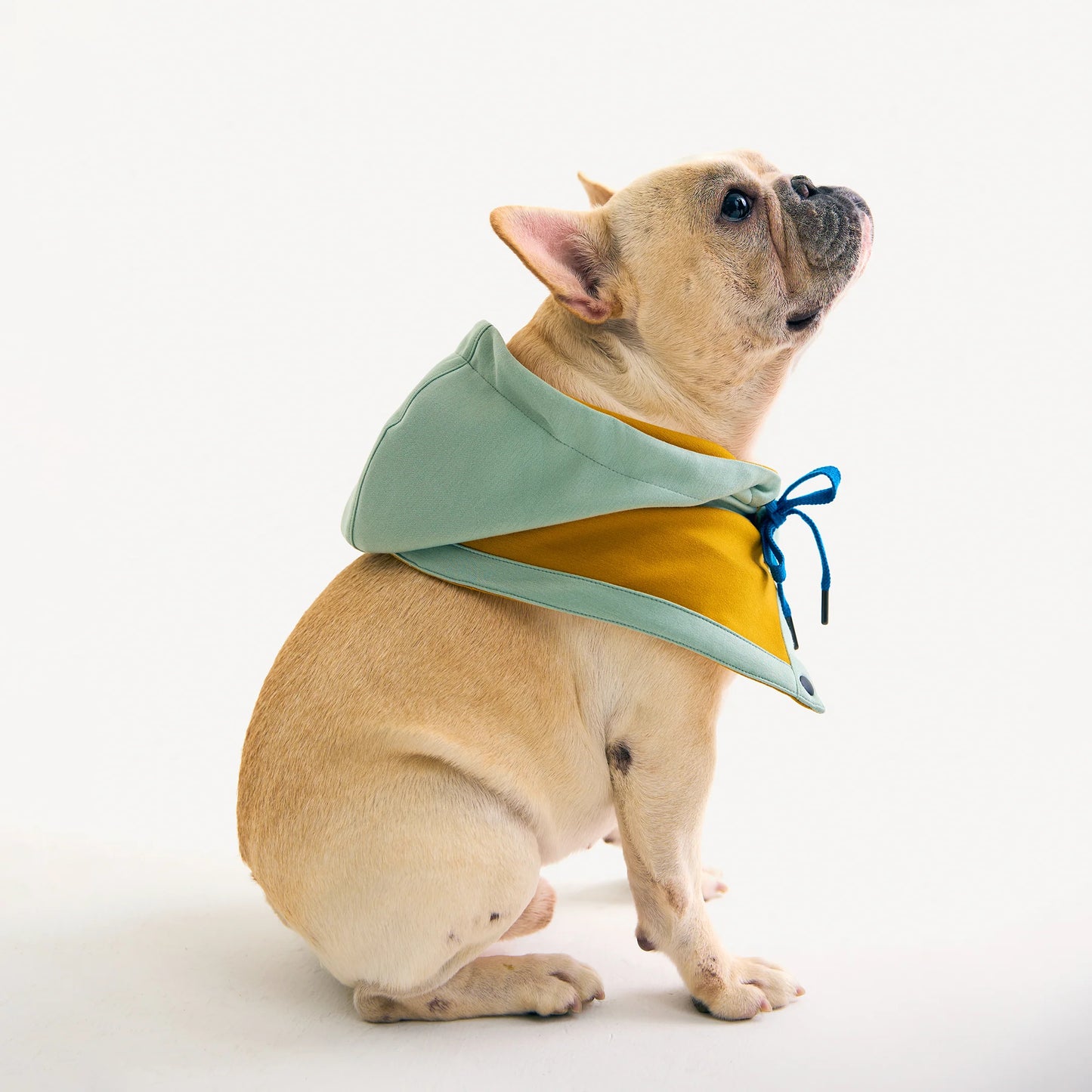 SUNDAE – Lightweight Hooded Cape
